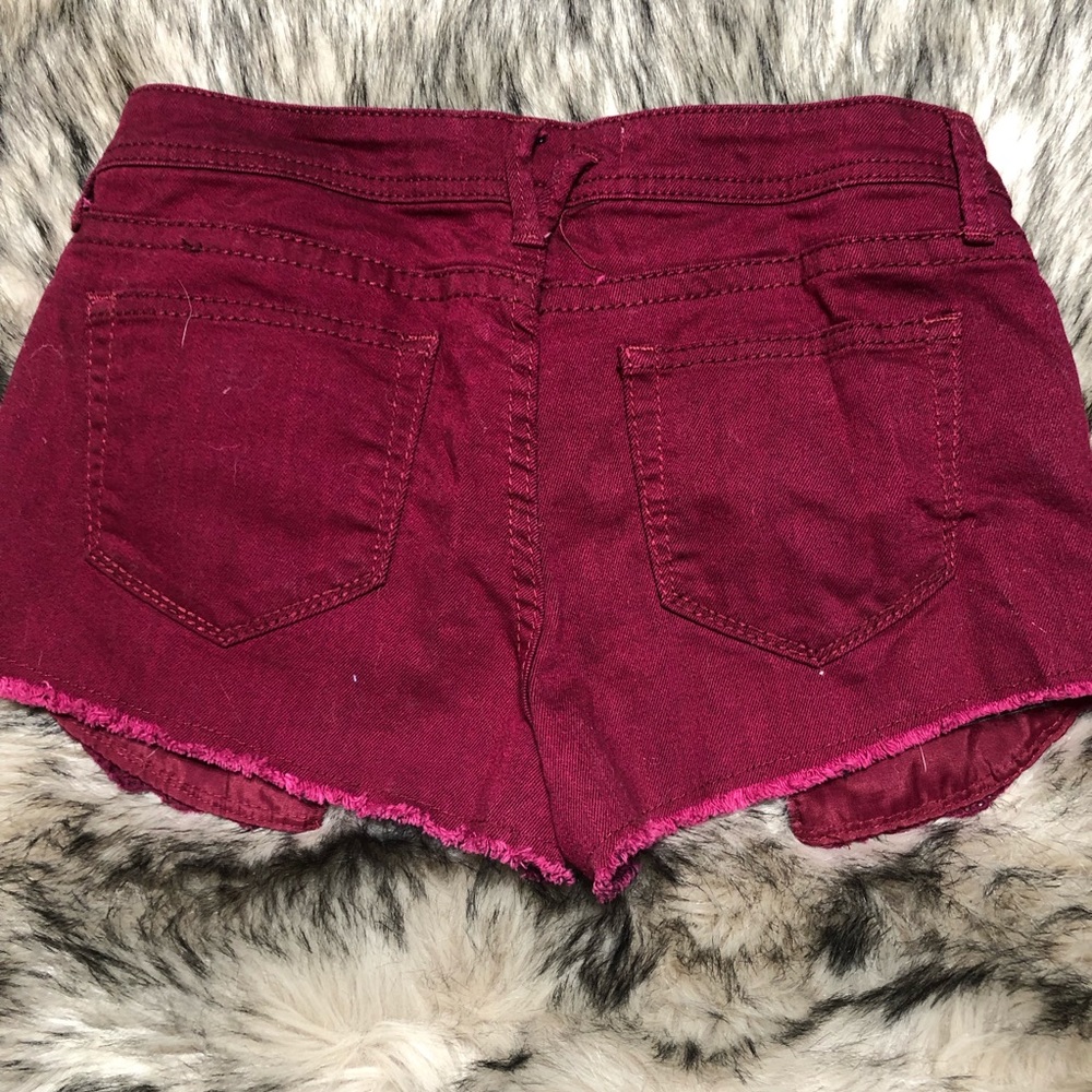 Detailed Pockets Shorts - Picture 4 of 4